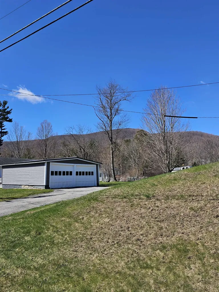 4 Pine Road Bennington VT 05201