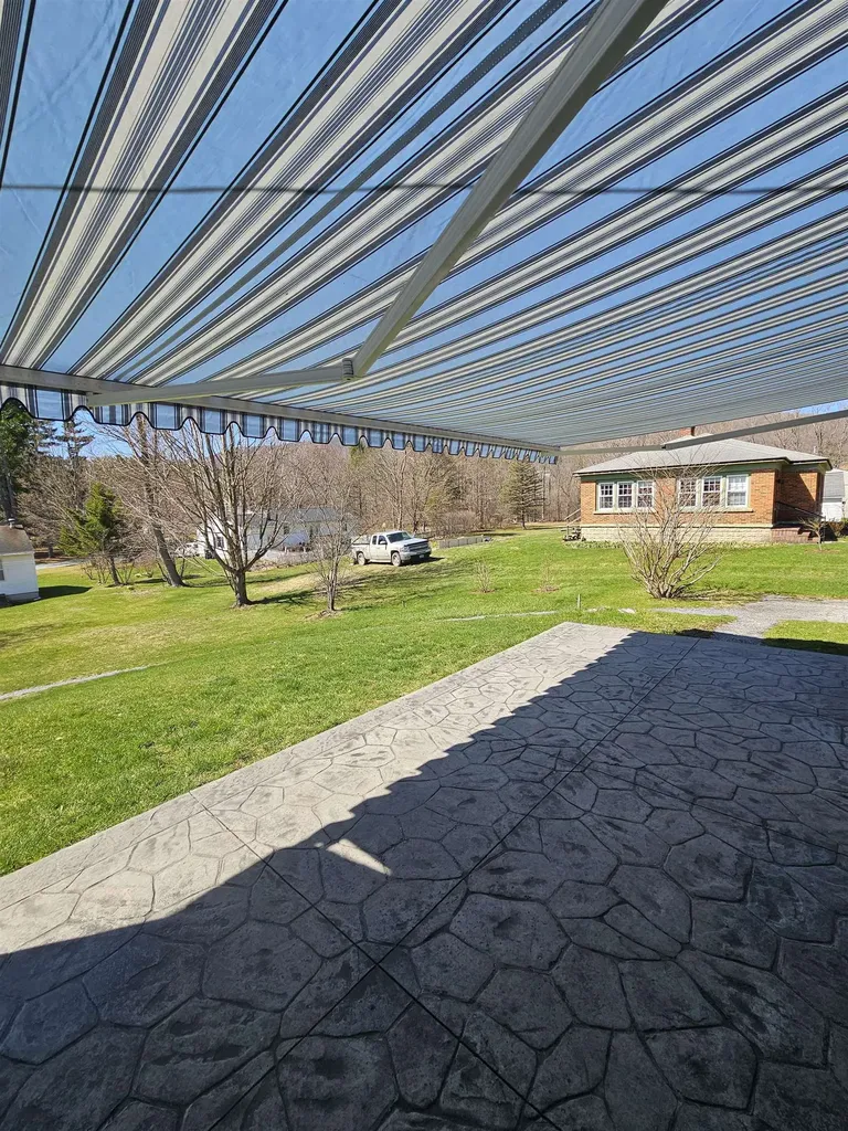 4 Pine Road Bennington VT 05201