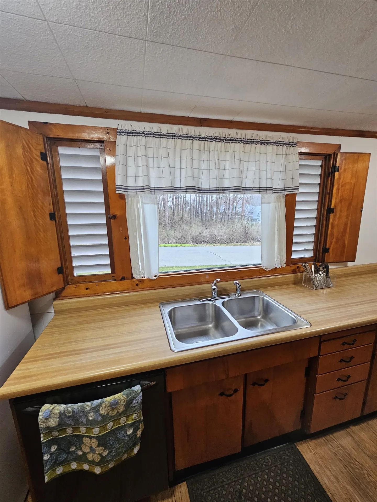 4 Pine Road Bennington VT 05201