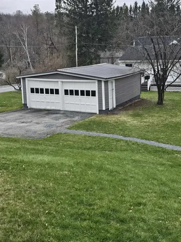 4 Pine Road Bennington VT 05201