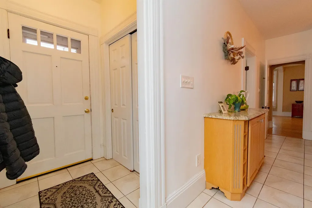 95 N Adams Street Manchester NH 03104