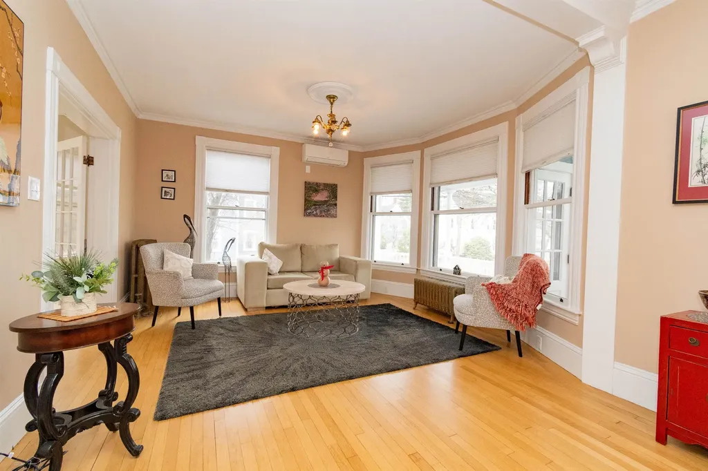 95 N Adams Street Manchester NH 03104