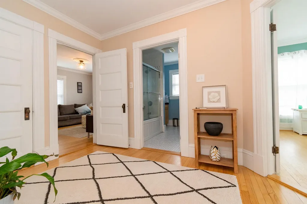 95 N Adams Street Manchester NH 03104