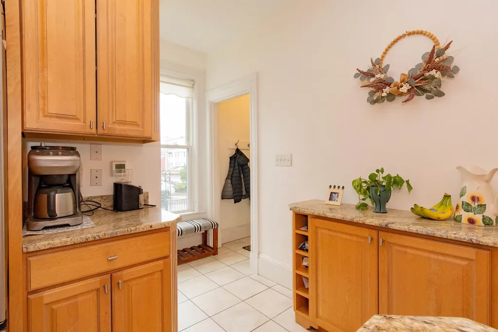 95 N Adams Street Manchester NH 03104