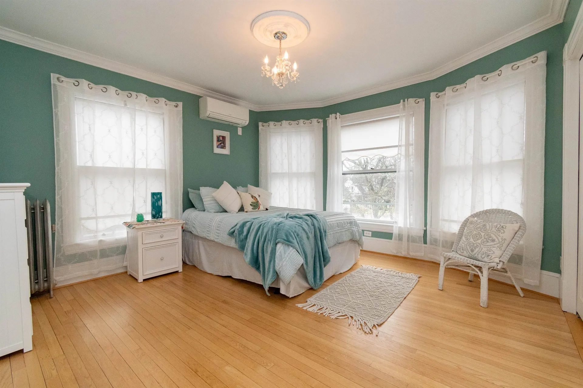 95 N Adams Street Manchester NH 03104