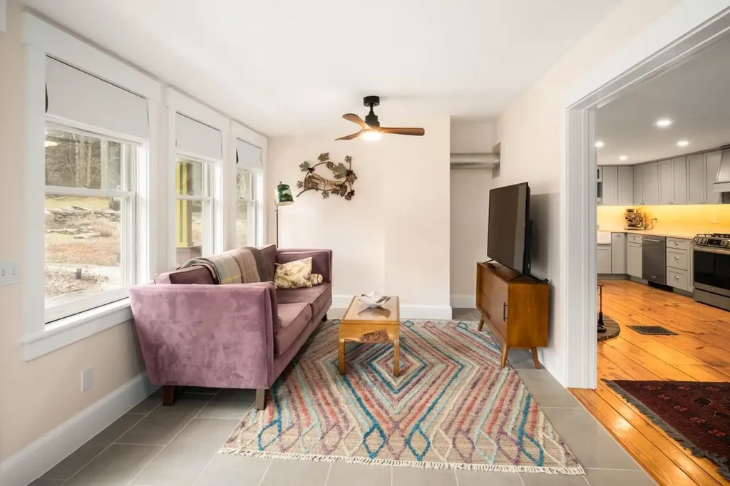 1567 Old Quechee Road Hartford VT 05001