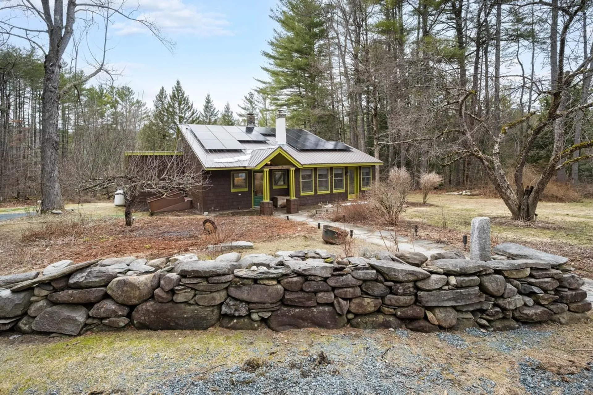 1567 Old Quechee Road Hartford VT 05001