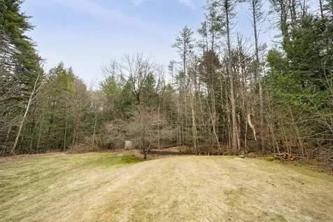 1567 Old Quechee Road Hartford VT 05001