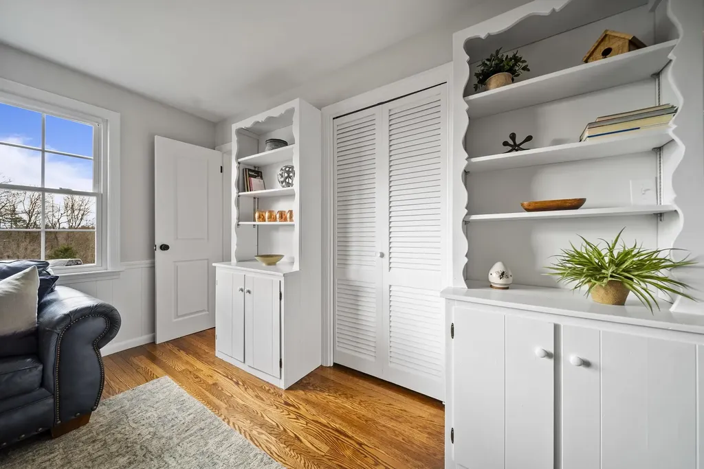 12 Orchard Hill Circle Bedford NH 03110