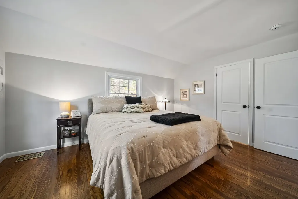 12 Orchard Hill Circle Bedford NH 03110