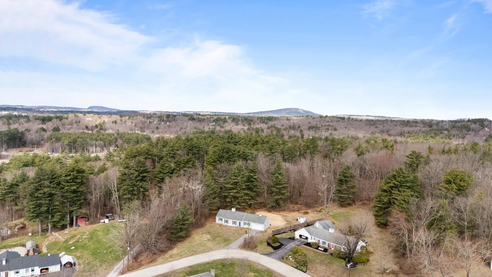 12 Orchard Hill Circle Bedford NH 03110