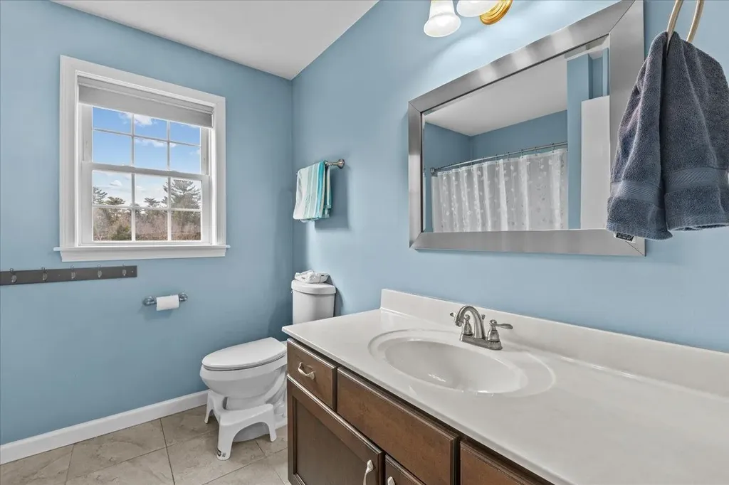 173 Aikey Lane Colchester VT 05446