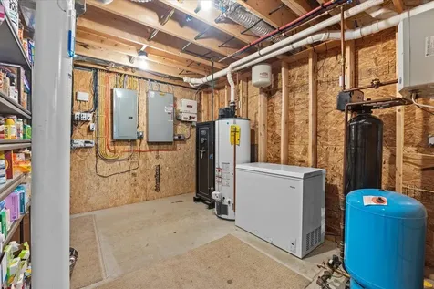 173 Aikey Lane Colchester VT 05446