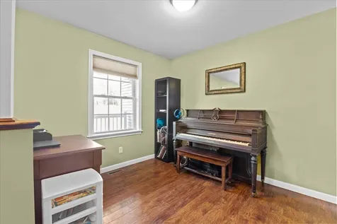 173 Aikey Lane Colchester VT 05446