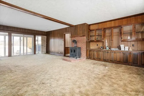 33 Bunker Hill Road Auburn NH 03032