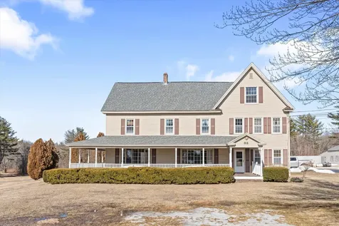 33 Bunker Hill Road Auburn NH 03032