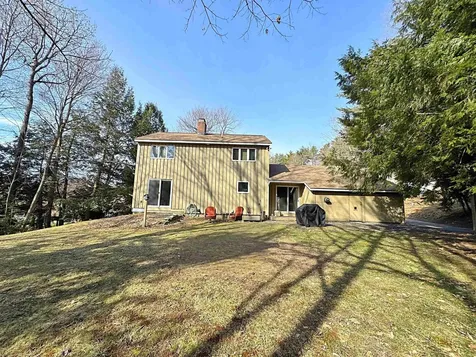 71 Ledgewood Road Claremont NH 03743