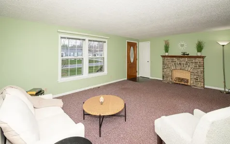 41 Granite Circle Hampstead NH 03841