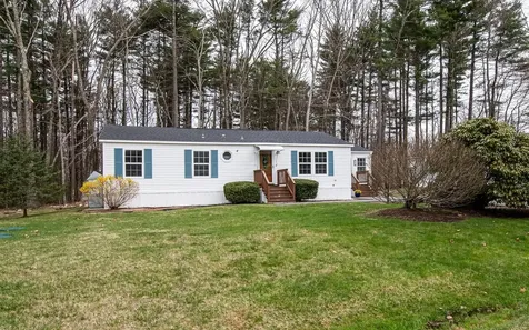 41 Granite Circle Hampstead NH 03841
