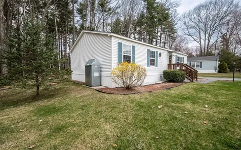 41 Granite Circle Hampstead NH 03841