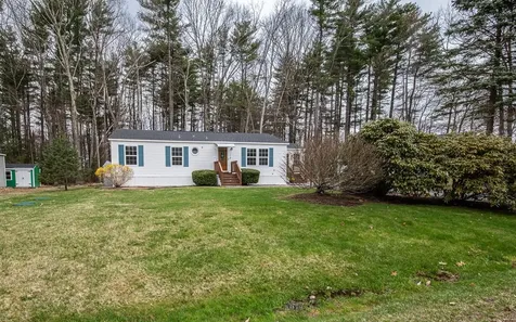 41 Granite Circle Hampstead NH 03841