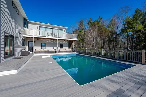 73 Coles Pond Road Somersworth NH 03878