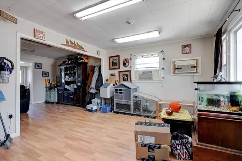 35 Bunker Hill Road Auburn NH 03032