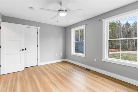 26 Meetinghouse Hill Road Deerfield NH 03037