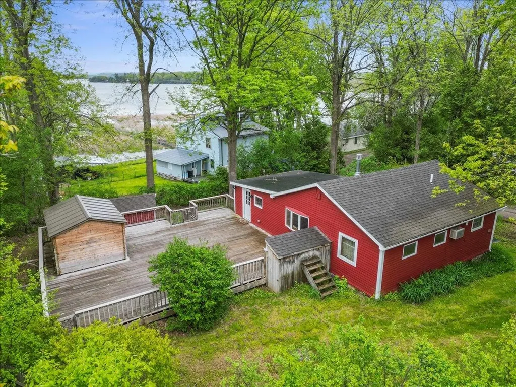 9 Marsh Lane Colchester VT 05446