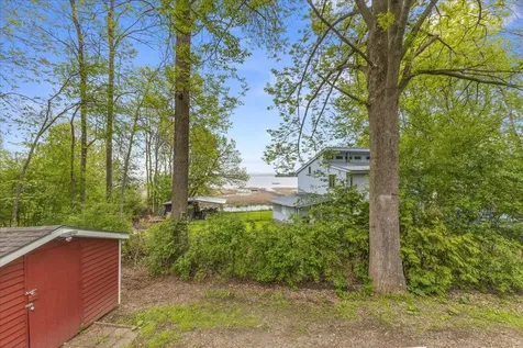 9 Marsh Lane Colchester VT 05446