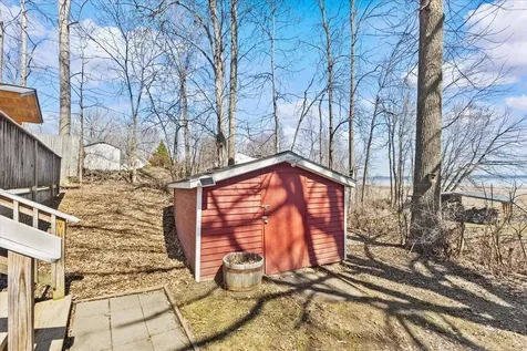 9 Marsh Lane Colchester VT 05446