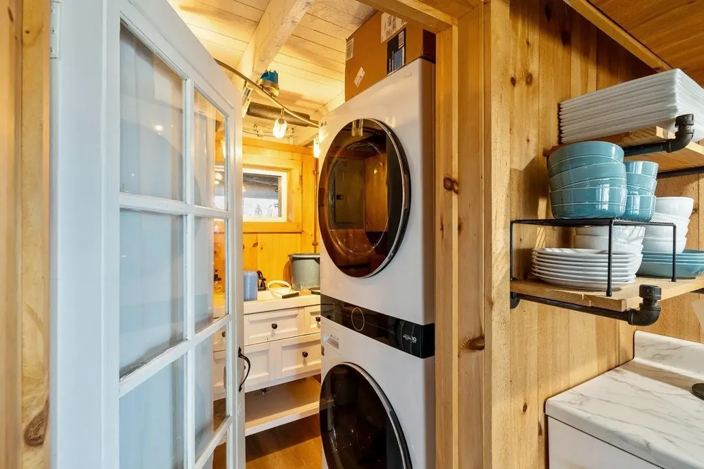 123 Poor Farm Road Alburgh VT 05440