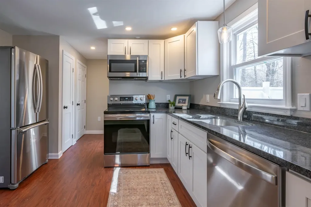 162 Tina Drive Pembroke NH 03275