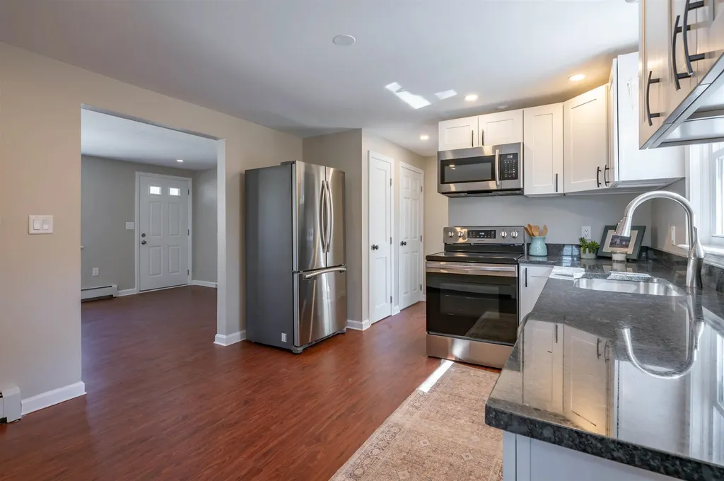 162 Tina Drive Pembroke NH 03275