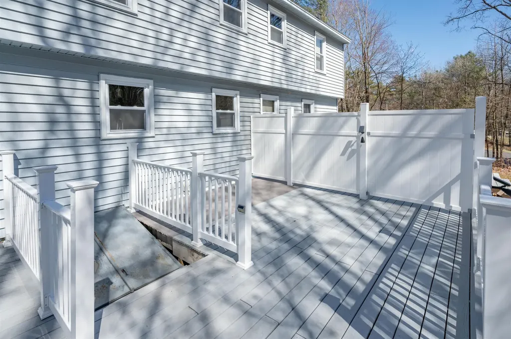 162 Tina Drive Pembroke NH 03275