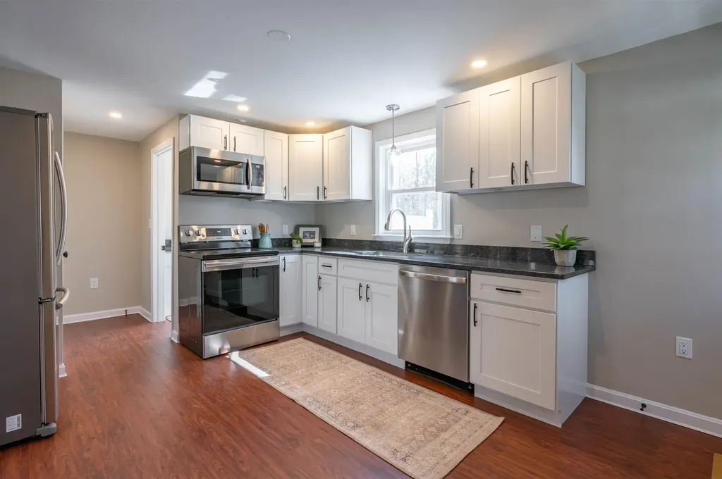 162 Tina Drive Pembroke NH 03275