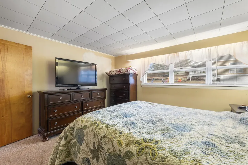 13 Third Street Newport NH 03773