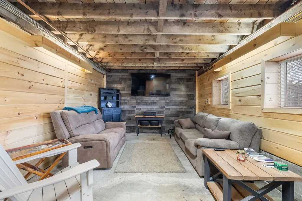 13 Third Street Newport NH 03773