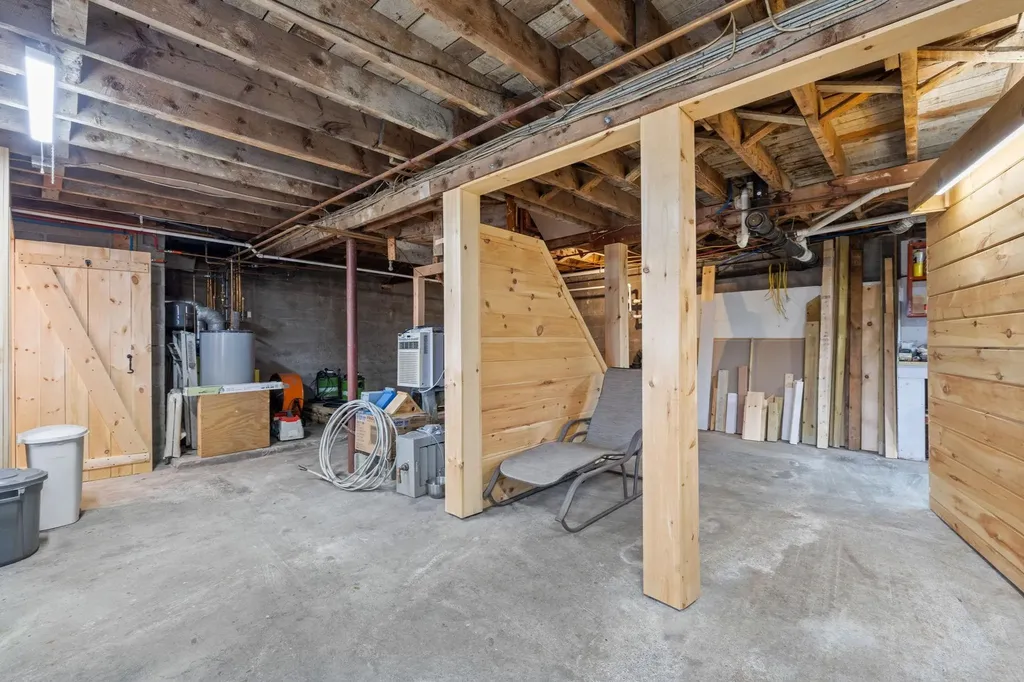 13 Third Street Newport NH 03773