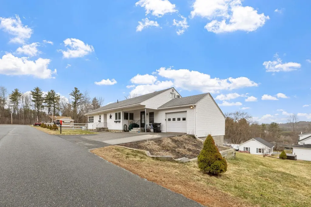 13 Third Street Newport NH 03773