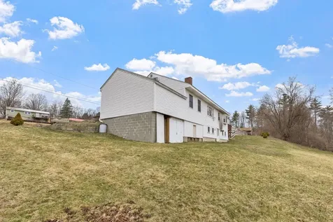 13 Third Street Newport NH 03773