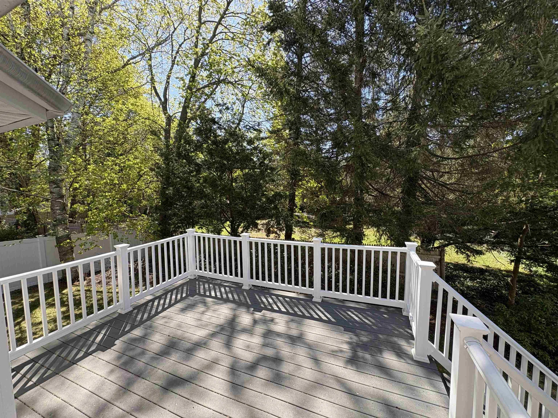 6 Smithfield Terrace Nashua NH 03064