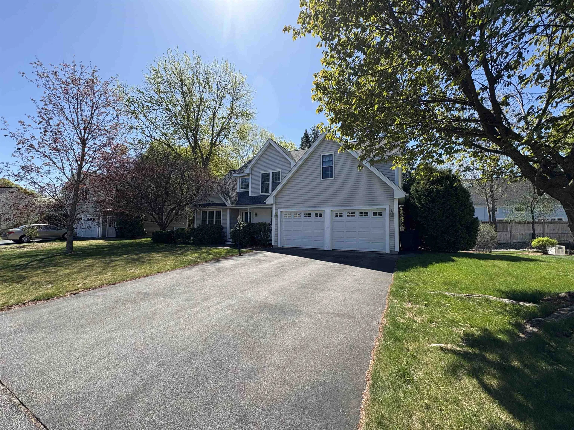 6 Smithfield Terrace Nashua NH 03064