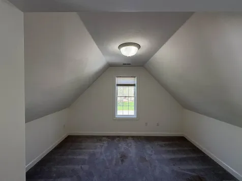 6 Smithfield Terrace Nashua NH 03064