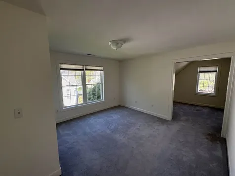 6 Smithfield Terrace Nashua NH 03064