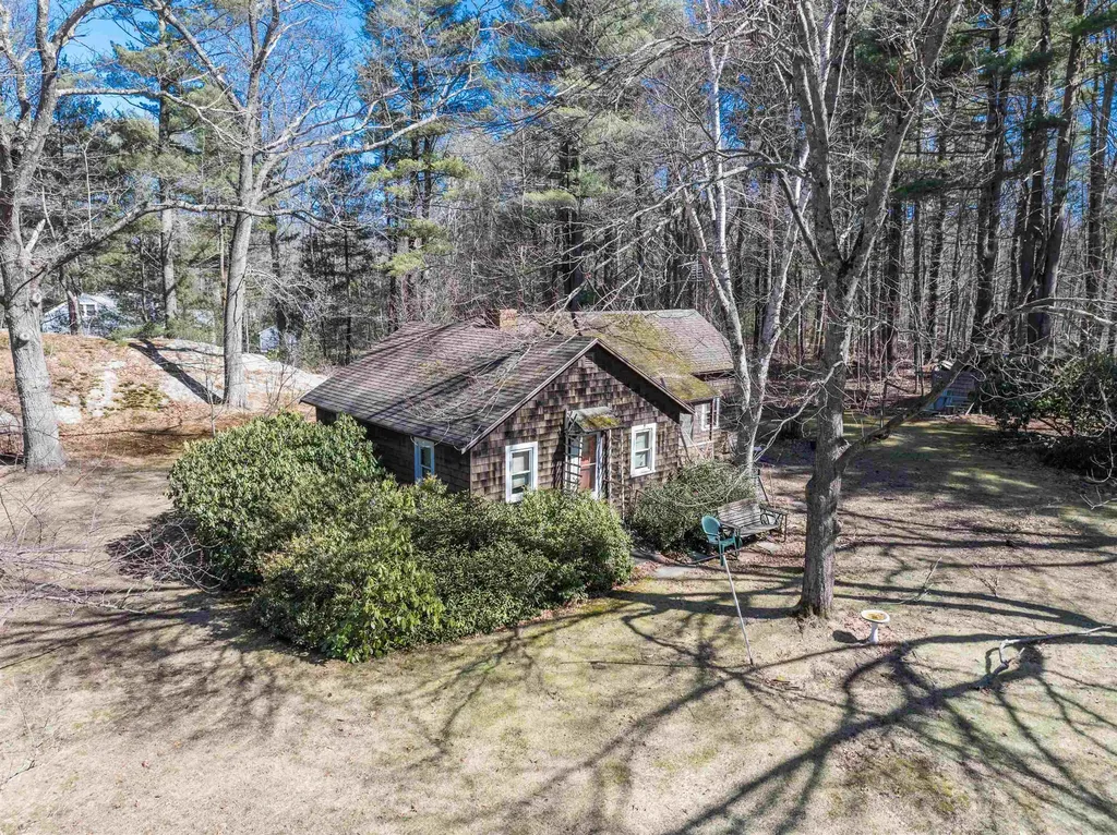 39 Mill Road North Hampton NH 03862