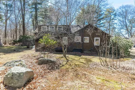 39 Mill Road North Hampton NH 03862