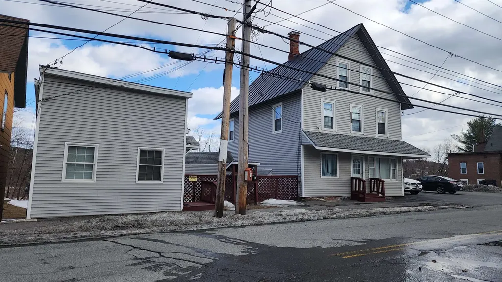 127 Hanover Street Lebanon NH 03766