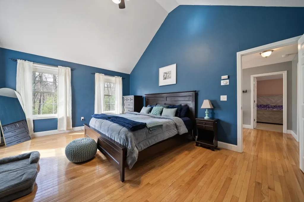 18 Wyman Lane Milford NH 03055