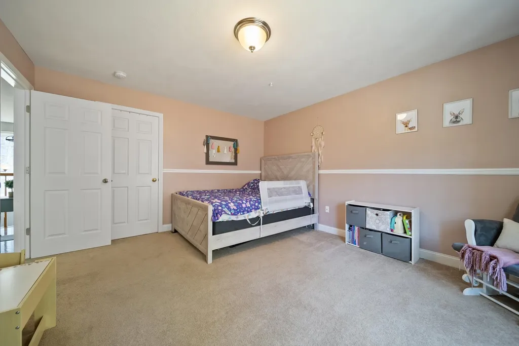 18 Wyman Lane Milford NH 03055